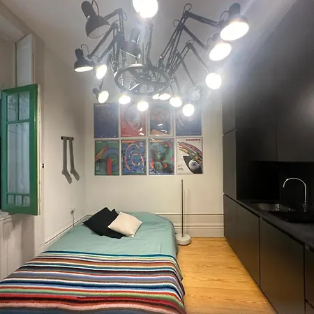 艾斯夸德拉佩德拉斯14号旅馆 招待所 3*