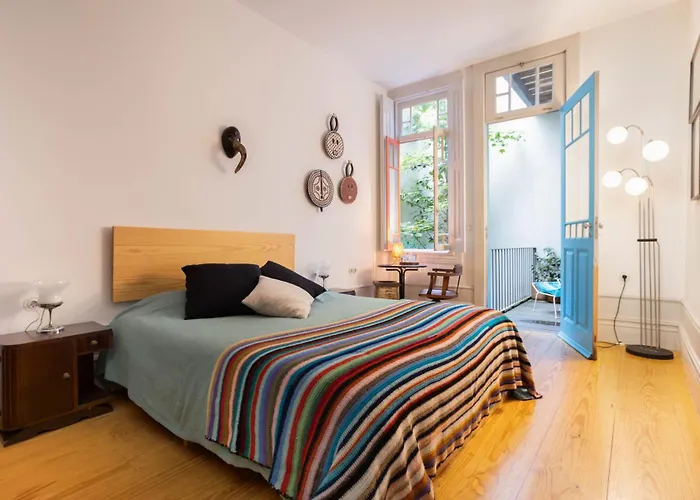 Maison d'hôtes 14º Esquadra — Cais Pedras 3*