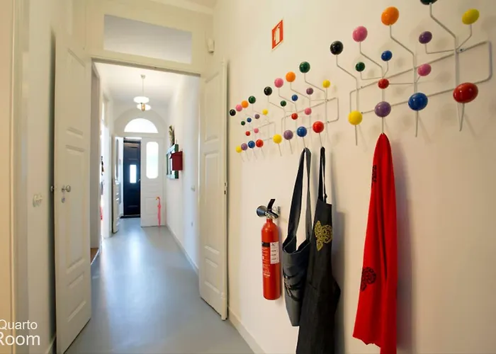 Affittacamere 14º Esquadra — Cais Pedras