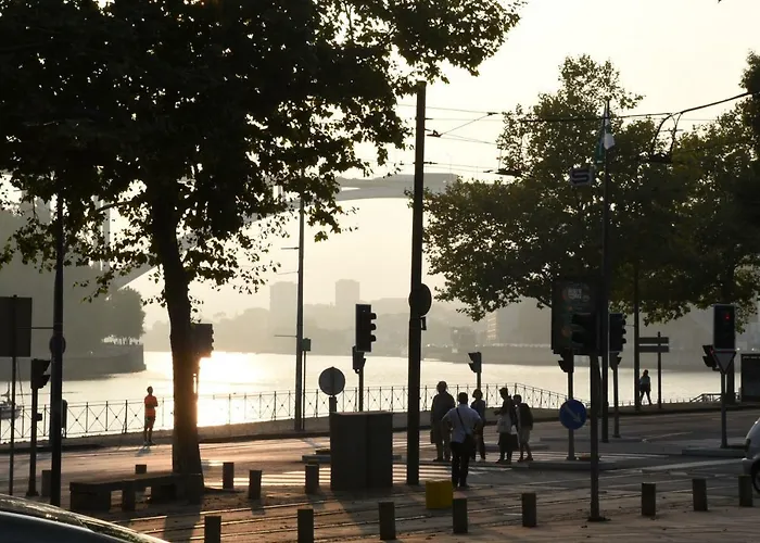 Affittacamere 14º Esquadra — Cais Pedras Oporto