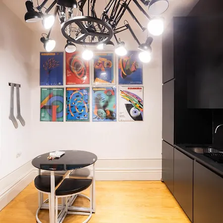 14º Esquadra — Cais Pedras Casa de hóspedes Porto