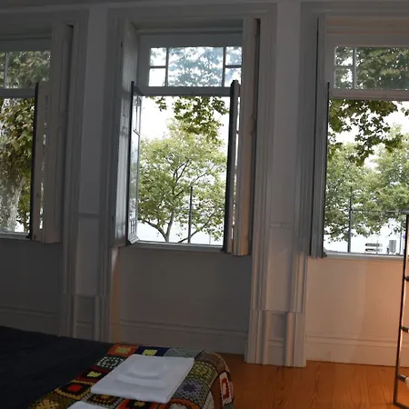 14º Esquadra — Cais Das Pedras Guest House 3* Porto