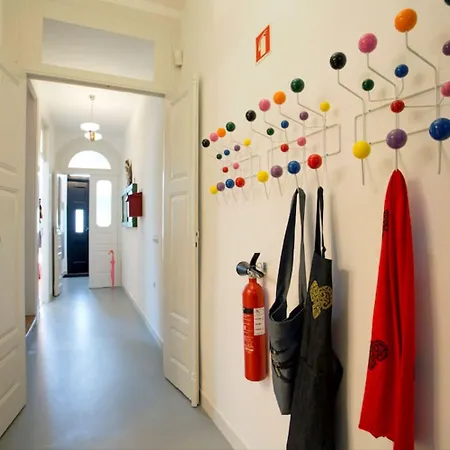 Casa de hóspedes 14º Esquadra — Cais Pedras