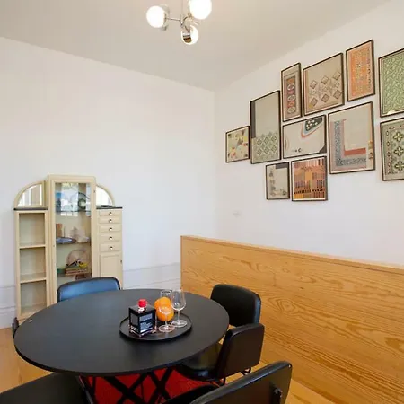 14º Esquadra — Cais Pedras Casa de hóspedes