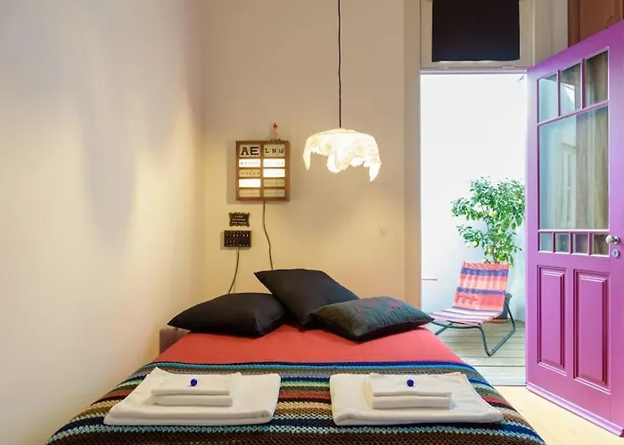 Guest house 14º Esquadra — Cais Das Pedras Guest House Porto