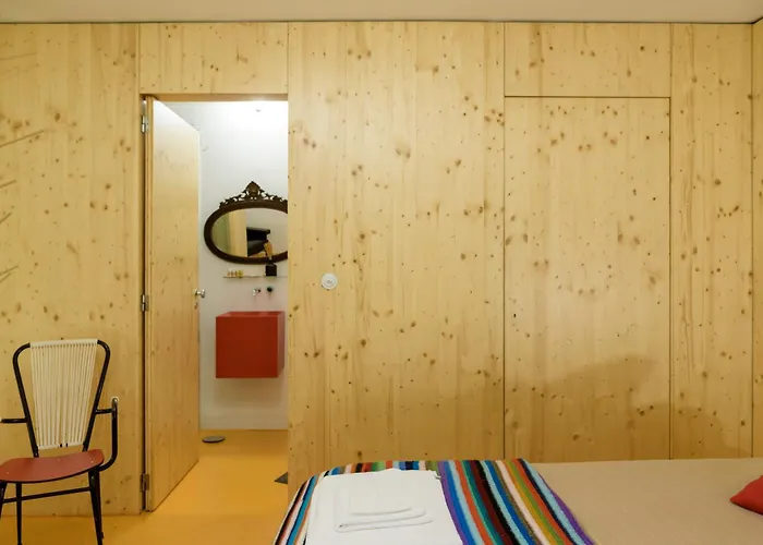 14º Esquadra — Cais Das Pedras Guest House 3*