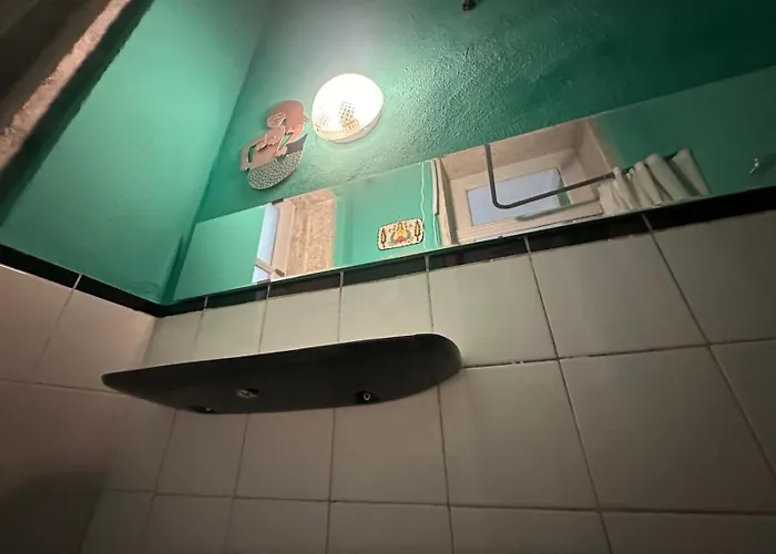 Guest house 14º Esquadra — Cais Das Pedras Guest House 3*