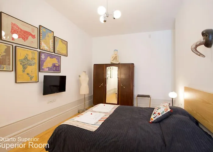 Guest house 14º Esquadra — Cais Das Pedras Guest House