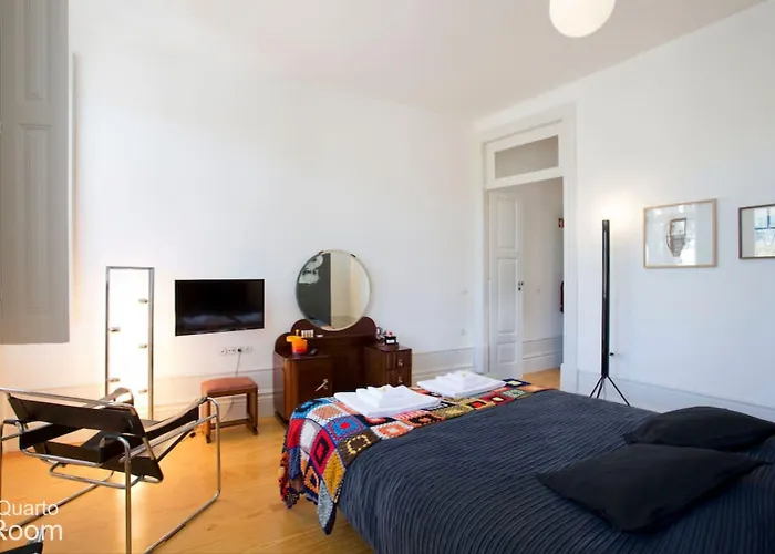 Gasthof 14º Esquadra — Cais Pedras Porto