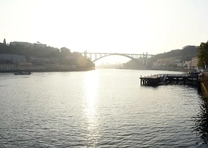 14º Esquadra — Cais Pedras 3*