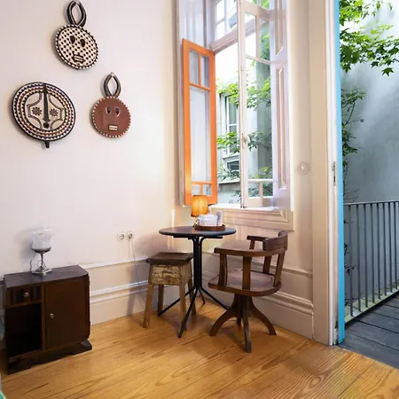 14º Esquadra — Cais Pedras Pensionat 3*