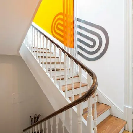 14º Esquadra — Cais Pedras Affittacamere Oporto