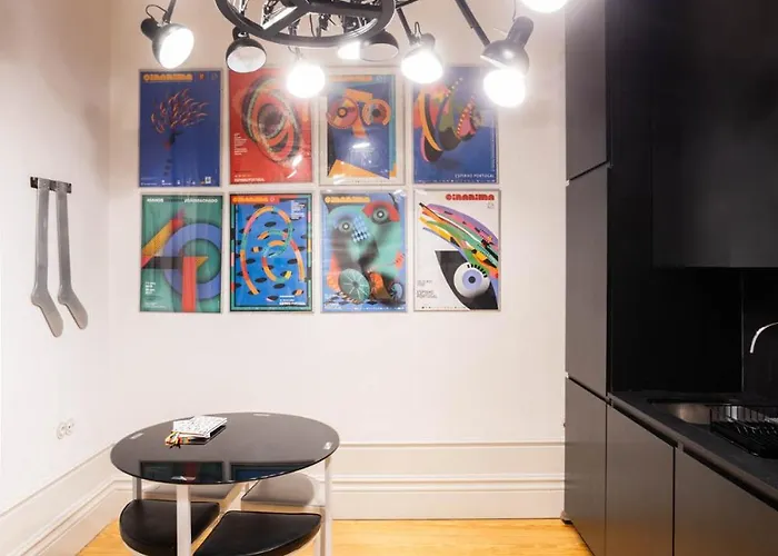 14º Esquadra — Cais Pedras Pensjonat Porto