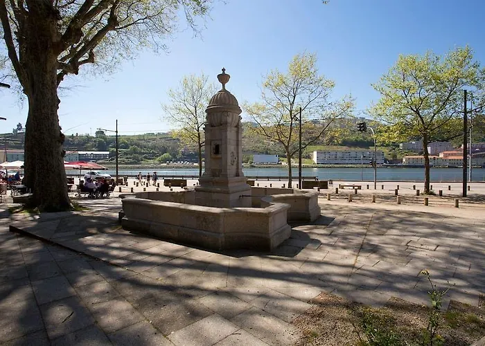 Πανσιόν 14º Esquadra — Cais Pedras Πόρτο