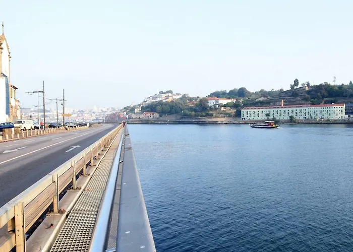 14º Esquadra — Cais Pedras Πανσιόν 3*